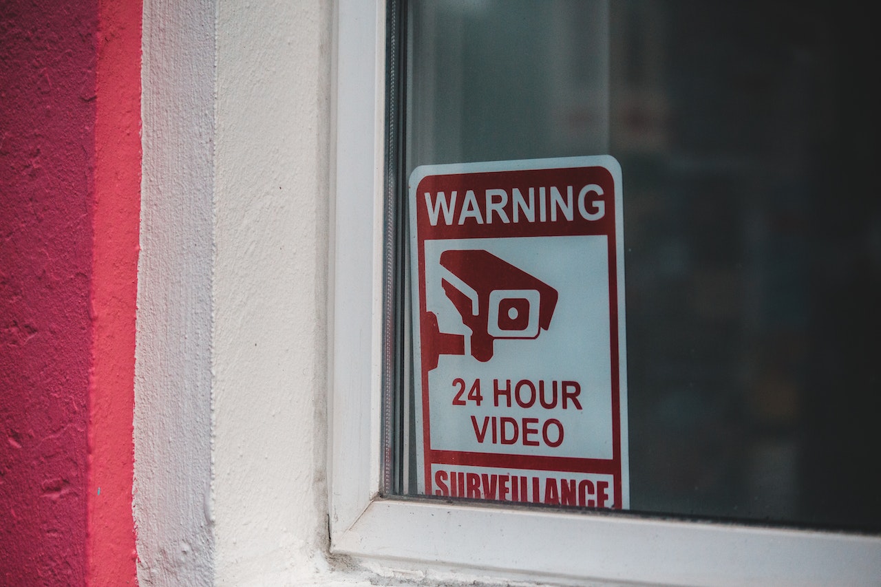 are security cameras illegal in canada